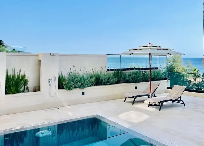 Casa Al Mare Residence Apartment Lena